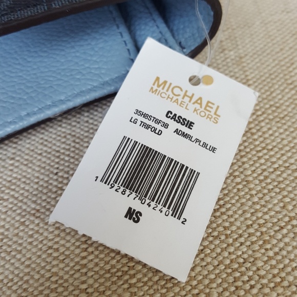 SOLD Michael Kors Ciara Bag + Wallet + Pom set - Picture 6 of 8